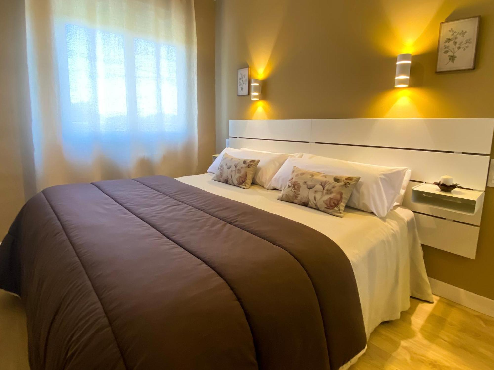 Casablanca Hotel Studios Санта Марта де Тормес Экстерьер фото